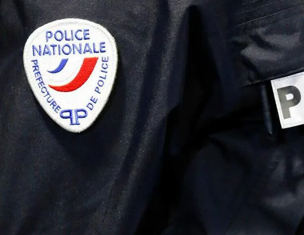 Dos policías detenidos en Francia tras ser acusados de violación en un tribunal