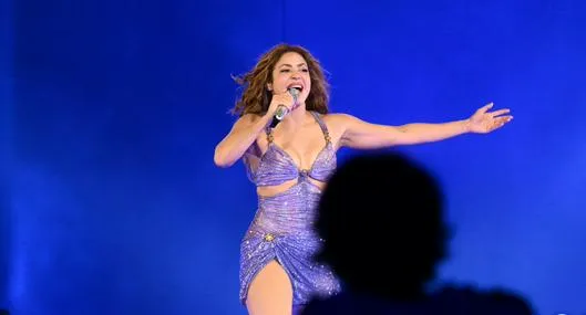 De qué se disfrazó Shakira en Halloween: paseó por Bogotá con sus hijos