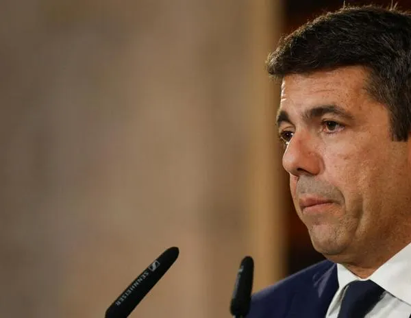 “Ya no puedo más”: Mazón dimite a un año de la DANA, pero no convoca a elecciones