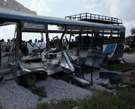 Hay al menos 19 muertos y 15 heridos tras el choque entre un autobús y un camión