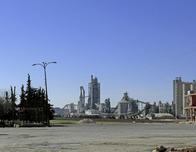 El gigante cementero Lafarge enfrenta juicio en Francia por presunto financiamiento al Estado Islámico