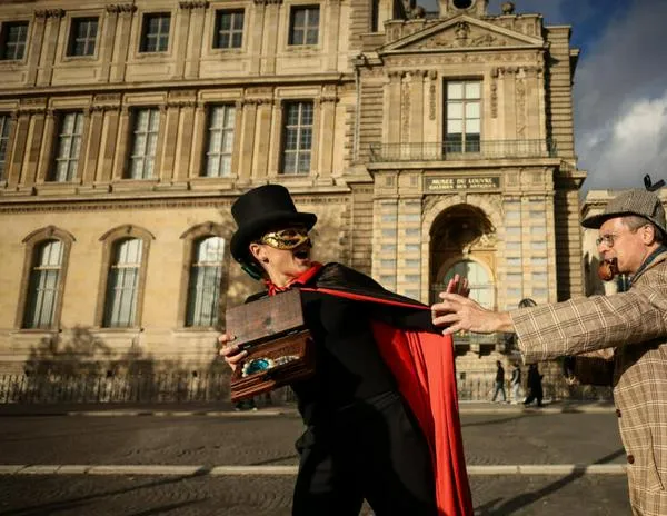 Contraseña: “LOUVRE”, investigación revela las insólitas fallas de seguridad que acarreaba el museo