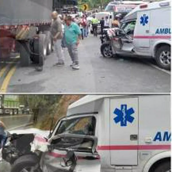 Aparatoso accidente en vía a Medellín: tractomula embistió a una ambulancia