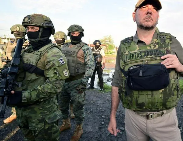Ecuador: “Operación Tormenta de fuego” contra la minería ilegal en el sur del país