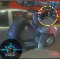 Robo a carro en Bogotá: rompieron ventana con bujía y ladrones robaron de cabeza