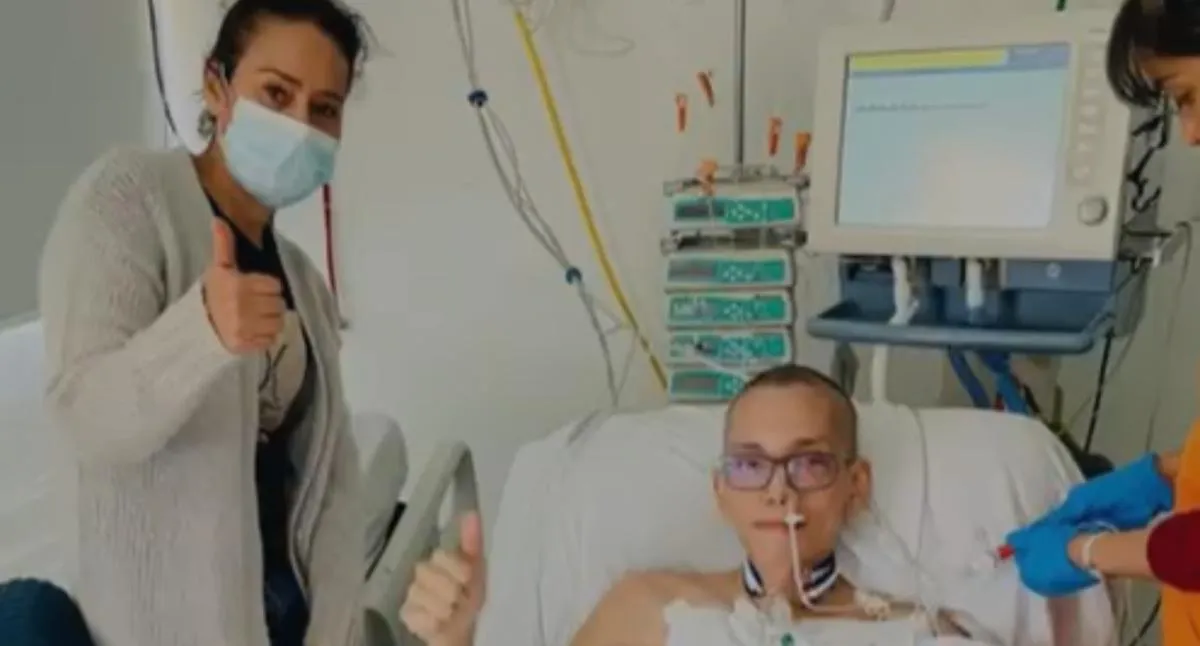 Madre colombiana vendió todo para que su hijo lo operen de un tumor en México; pide ayuda para salvarle la vida a su pequeño.