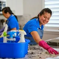 Horario de empleadas domésticas en Colombia cambió por reforma laboral: por qué