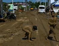 Filipinas: el tifón Kalmaegi causa más de 140 muertos antes de seguir hacia Vietnam