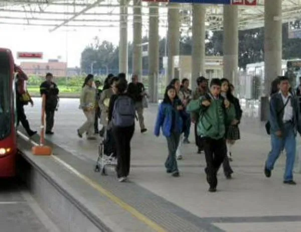 Novedades operativas durante un fin de semana en Portal Américas y estación Biblioteca Tintal por obras Metro 