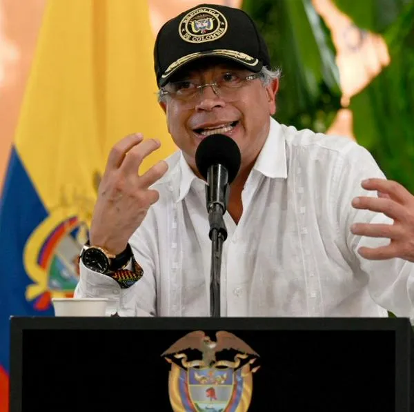 Gustavo Petro ordena plan B por reforma a la salud: ¿la constituyente?