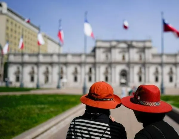 Chile se asoma a lo desconocido en sus primeros comicios presidenciales con voto obligatorio