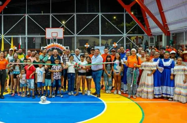 Fotos: el coliseo Renán Barco renace en Victoria (Caldas) y se reinaugura remodelado, ¿cuánto le invirtieron?