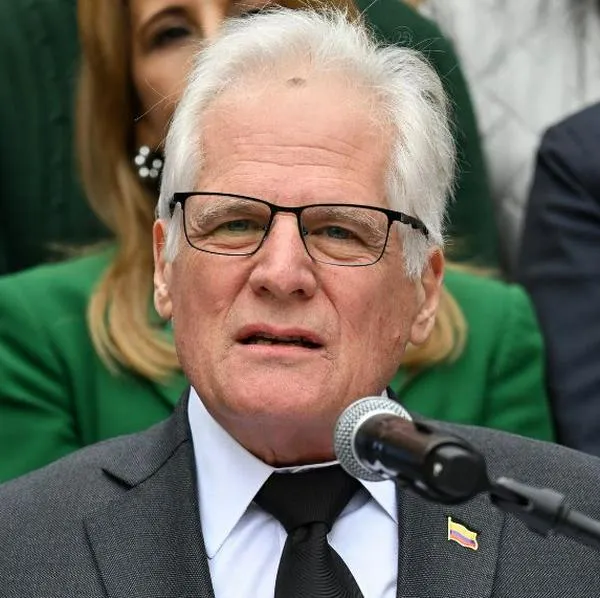 Miguel Uribe Londoño armó pleito a María Fernanda Cabal por elección del candidato presidencial del Centro Democrático para 2026.