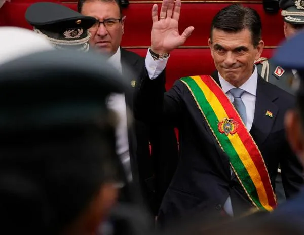 Rodrigo Paz asume la presidencia de Bolivia y restablecerá relaciones con EEUU
