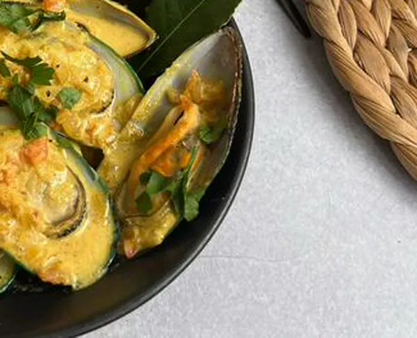 Activa fogones y cocina esta receta de mejillones al curry