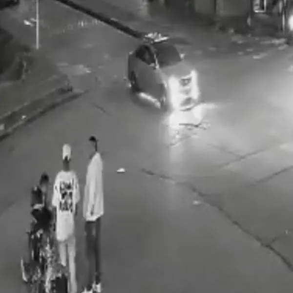 Grave accidente: taxista atropella a 11 personas y dos menores están graves