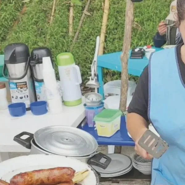 Humo, sabor y cambio: vendedores de arepas desafían la tradición por salud y ahorro