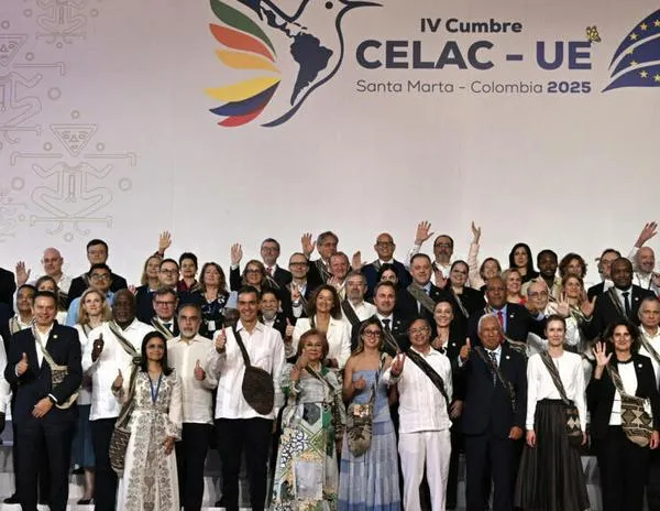 Cumbre Celac-UE: ¿por qué no se mencionó a Washington al evocar los ataques contra embarcaciones?