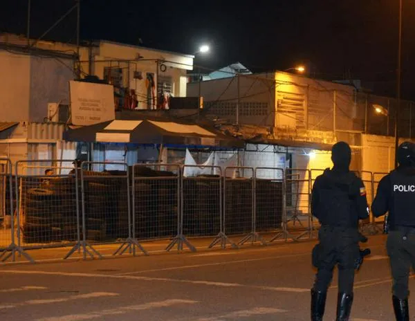 ¿Qué se sabe del asesinato de 31 presos en una cárcel del sur de Ecuador?