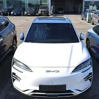 Carros que vengan de estos países serían afectados con plan del Gobierno