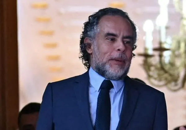 Armando Benedetti insultó a magistrada que investiga, en W Radio y Caracol Radio