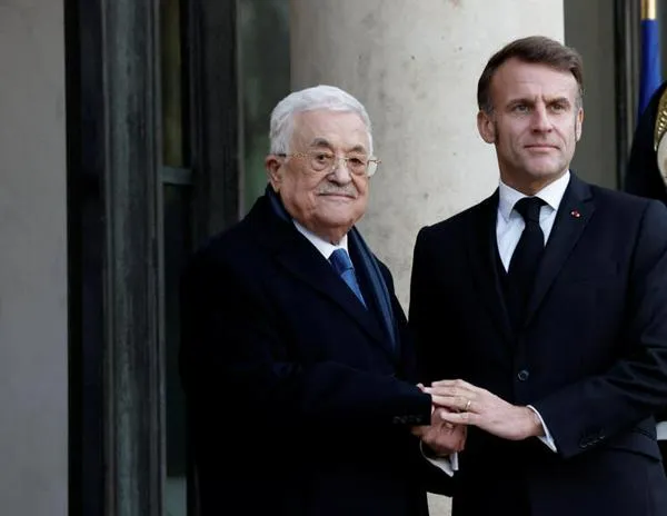 Macron y Abbas anuncian un comité conjunto para redactar la Constitución del Estado palestino
