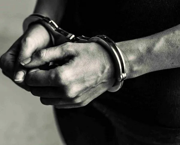 Envían a prisión a nueve militares colombianos acusados de asesinar a un campesino