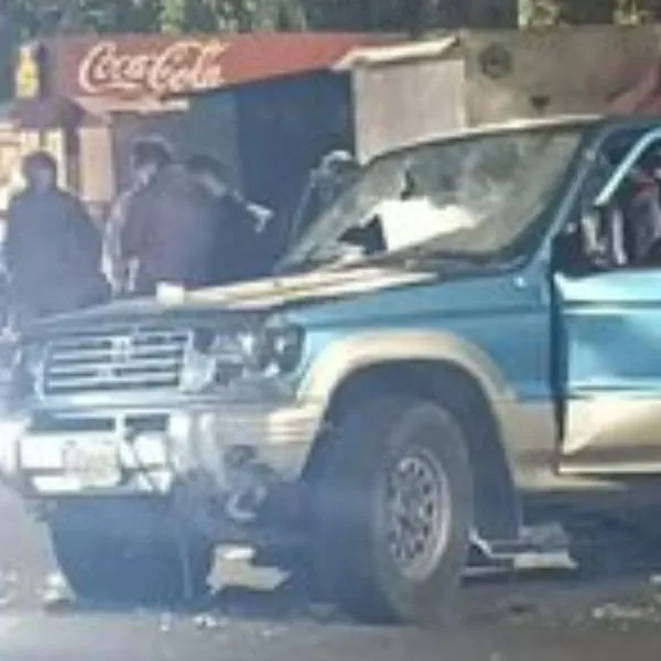 Camioneta que atropelló a motociclistas en Bogotá / W Radio

