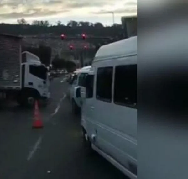 Movilidad hoy: congestión en la calle 183 tras choque de vehículos de carga