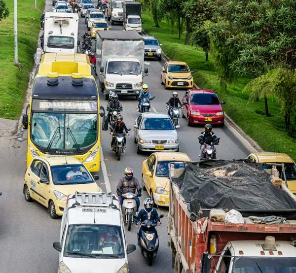 A qué hora es el pico y placa de los sábados en Bogotá y a qué carros aplica