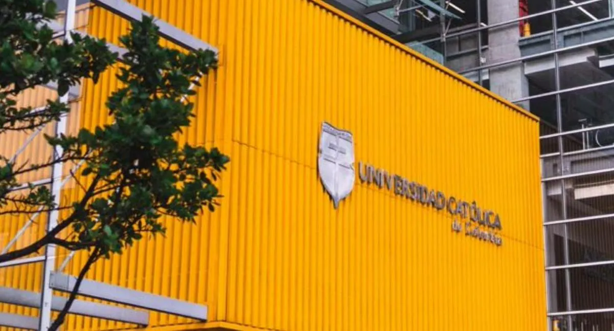 Universidad Católica se pronuncia y dice que recibió amenaza y evacuaron