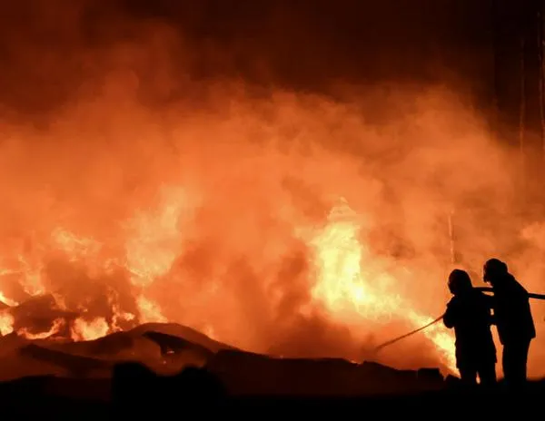 Una potente explosión en las afueras de Buenos Aires deja 22 heridos