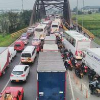 Se armó lío en Soacha, Chía y más municipios aledaños a Bogotá por nuevo pico y placa los sábados Carlos Fernando Galán. 