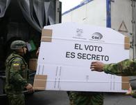 Ecuador vota sobre regreso de bases militares extranjeras y nueva Constitución
