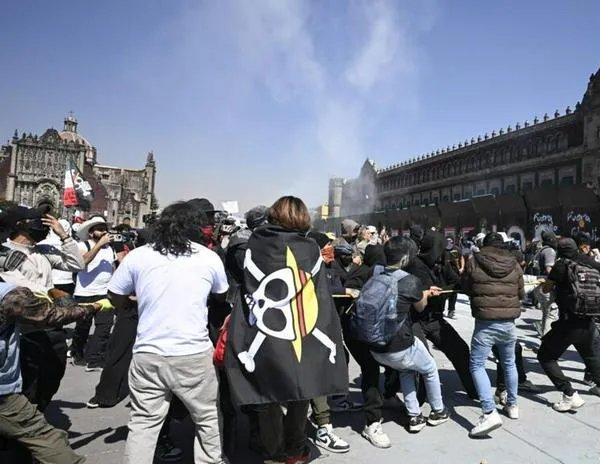 México: manifestación contra la política de seguridad de Sheinbaaum deja más de 100 heridos