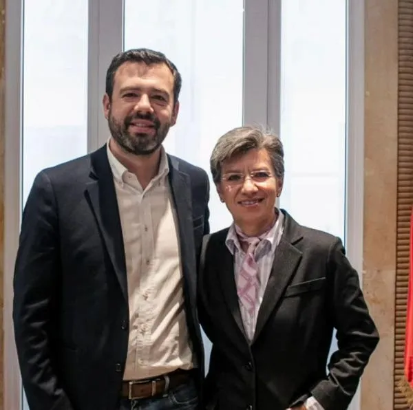 Claudia López reacciona al nuevo pico y placa de los sábados en Bogotá: "Retroceso arrogante" . Pidió a Galán reconsiderar la decisión. 