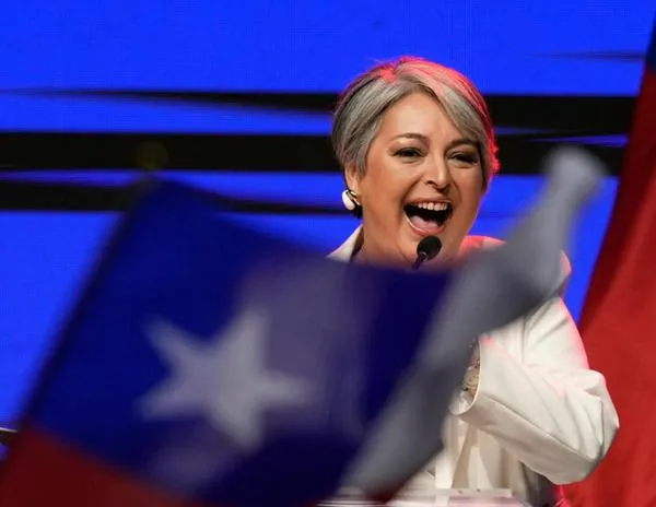 Chile: Jara y Kast pasan al balotaje con el populista Parisi como árbitro