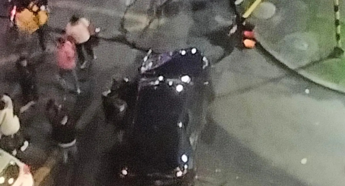 Identifican a dueñas de camioneta que armó accidente en Bogotá: hubo un muerto y chocó 3 carros. A la conductora no le han hecho comparendo.