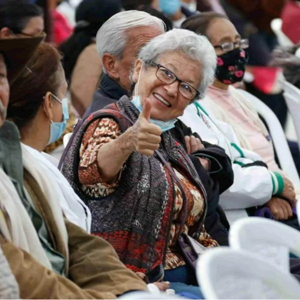 ¿Cuándo pagan el bono de Colombia mayor a fin de año de 2025? Son 230.000 pesos