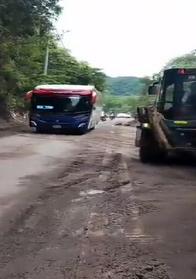 Derrumbe en la vía Apulo–Anapoima: así está el paso para el lunes festivo