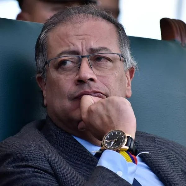 Presidente Petro habló de lista de gastos incluyendo club nocturno en Portugal
