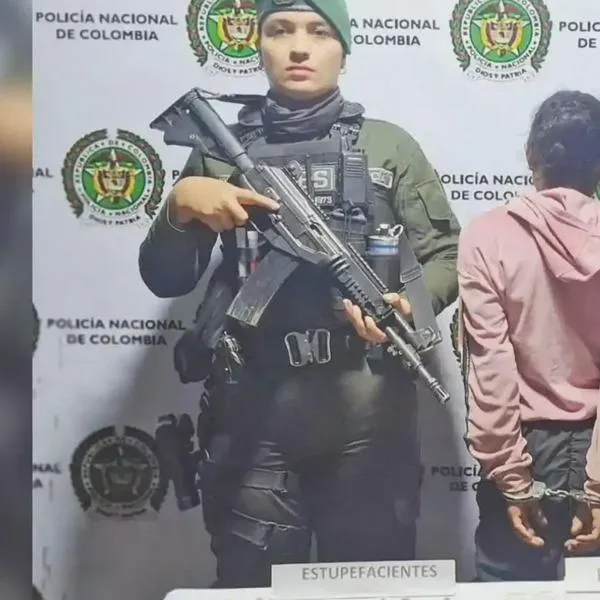 Mujer capturada en Armenia con 257 dosis de base de coca