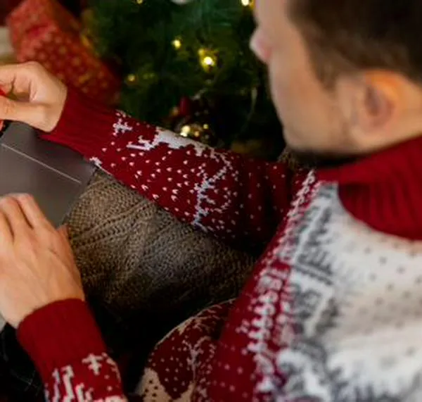 Ojo con las compras navideñas: un estudio revela cómo la IA está potenciando nuevas estafas