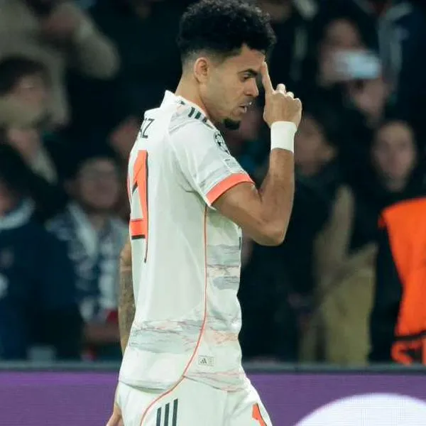 Foto de Luis Díaz, en nota de Qué partidos se pierde Luis Díaz en Champions por expulsión con Bayern ante PSG