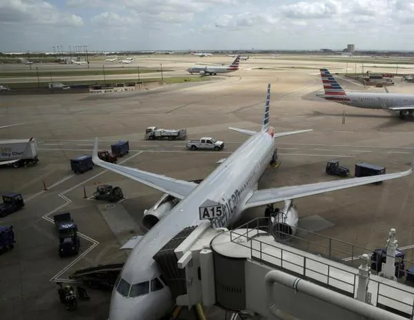 Estados Unidos emite alerta a aviación civil por "aumento de actividad militar" en Venezuela