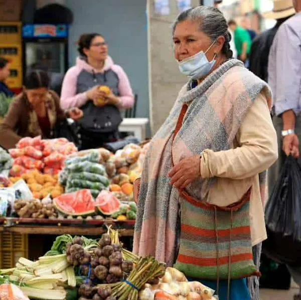 Los cuatro riesgos que podrían disparar la inflación en Colombia en 2026