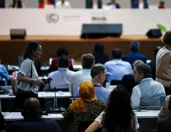 COP30: borrador del acuerdo centrado en adaptación y financiación, pero no menciona combustibles fósiles