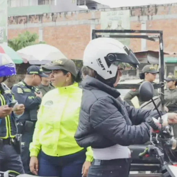 En Armenia estarían vendiendo permisos falsos para transitar con pico y placa