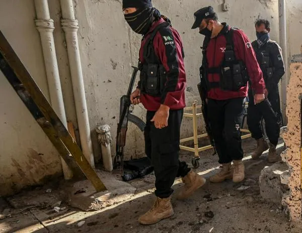 Nueve niños y una mujer mueren en un bombardeo paquistaní en Afganistán, según el gobierno talibán