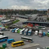 Accidente en Terminal Salitre: pasajero salió expulsado de bus y está grave